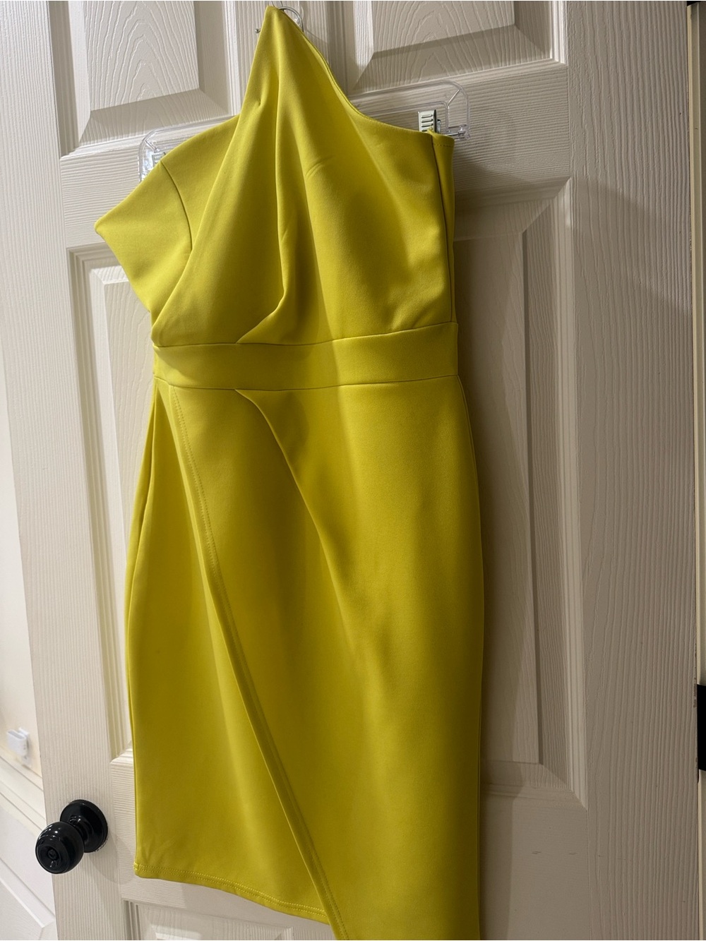 Elegant One-Shoulder yellow Sheath Dress
